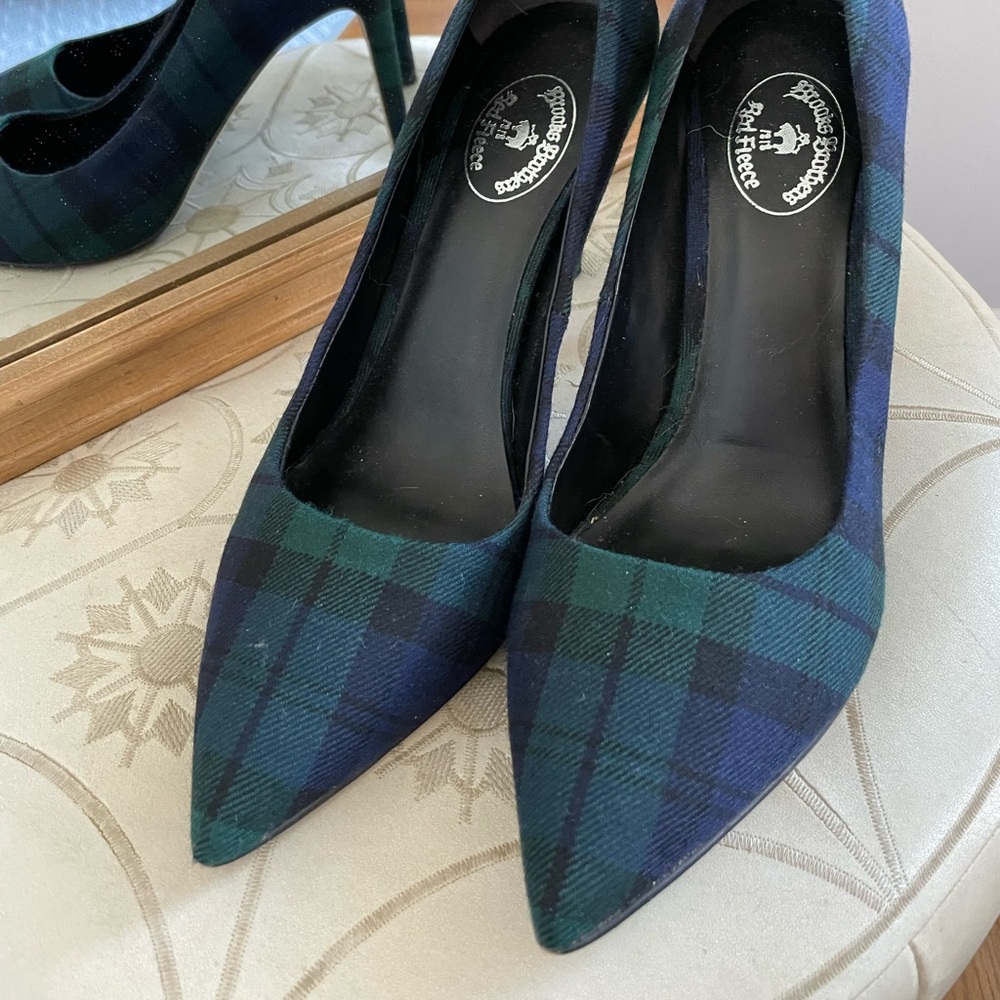 Brooks Brothers Green and Navy black watch Plaid Pointed-Toe Heels size 8 - Picture 2 of 3